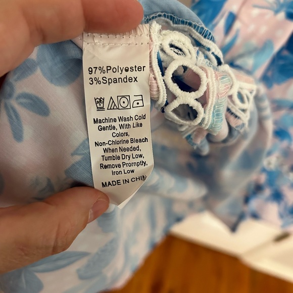 Light blue and pink floral tie strap with cut out - size large - Picture 6 of 7